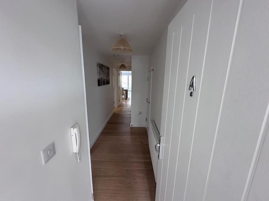 2Bed Ground Floor Flat + Garden Apartment Sunningwell Exterior photo